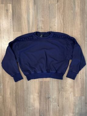 Nike Navy Crewneck Sweatshirt - Minimal Pullover